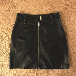 Black faux leather mini skirt with zipper, size S